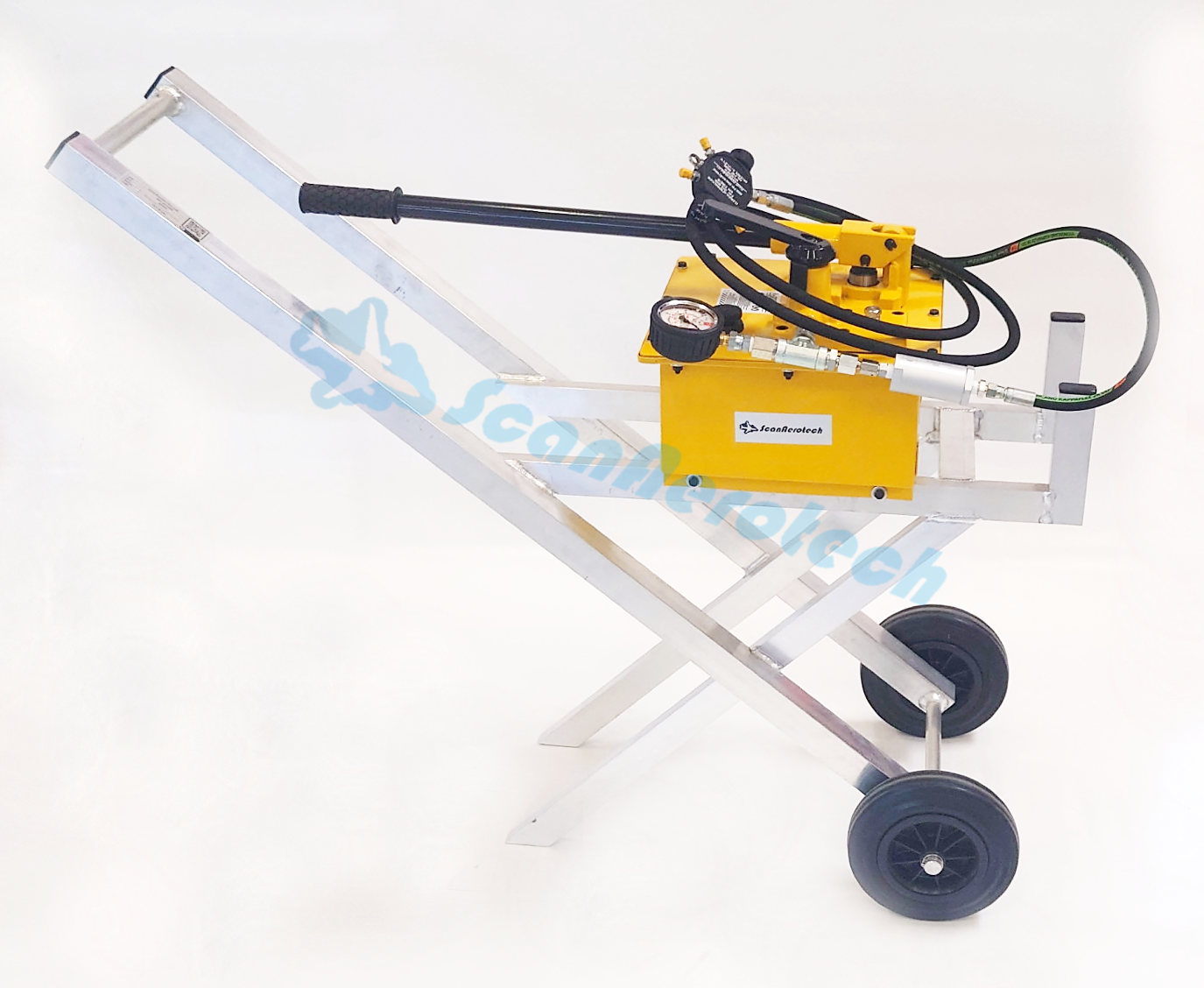 COM-1532 NLG - MLG SHOCK STRUT SERVICING CAR A/C ON GROUND